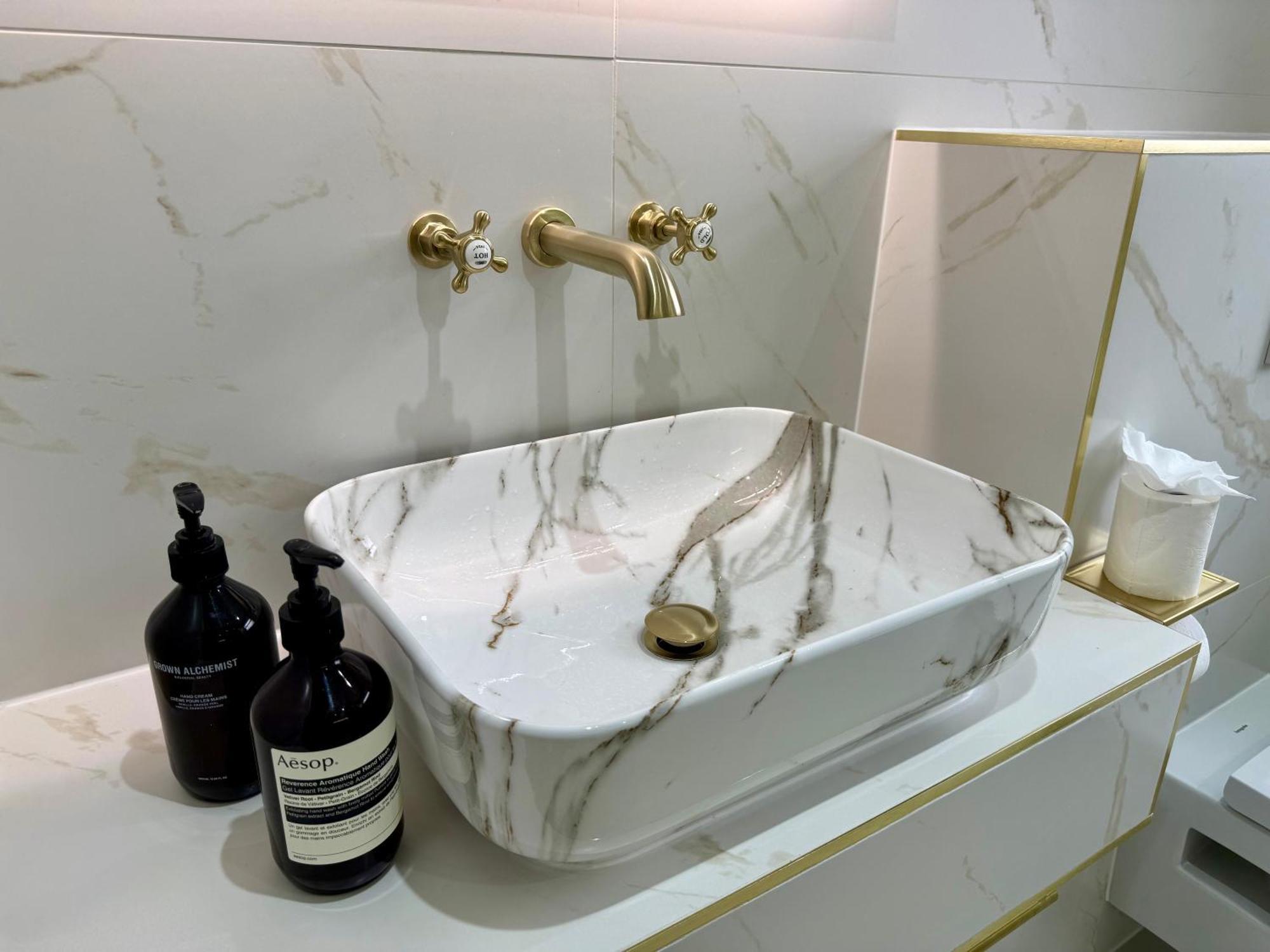 Central, Modern, Westfield, Close To Tube Station Londres Extérieur photo